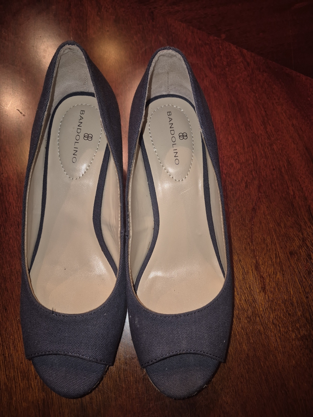 Bandolino Women's Black Peep-Toe Pumps